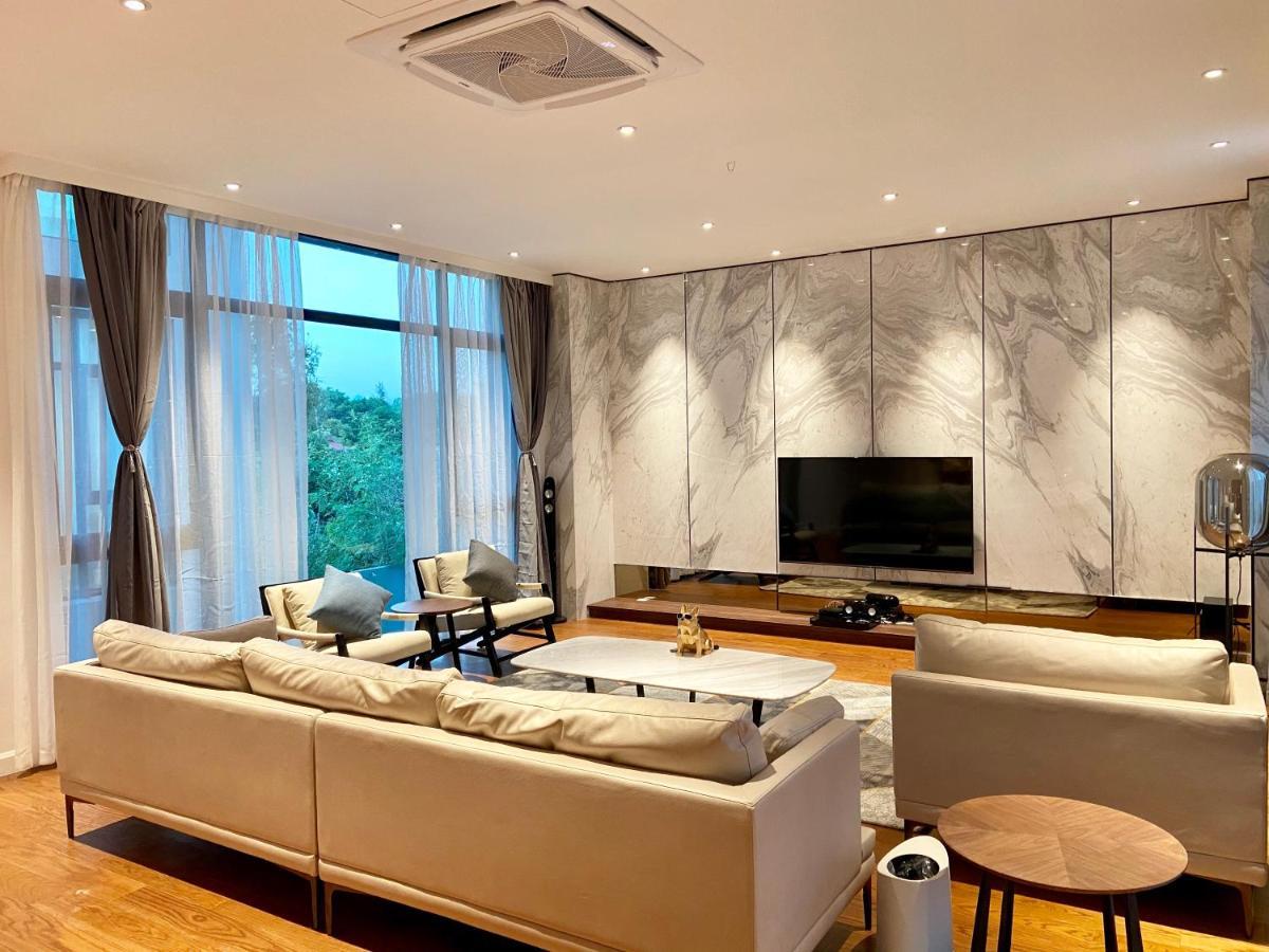 Molly Luxury Private Pool Bungalow茉莉的家豪华私人泳池别墅 بانتايْ تْشينانغ المظهر الخارجي الصورة