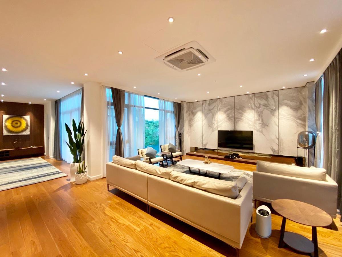 Molly Luxury Private Pool Bungalow茉莉的家豪华私人泳池别墅 بانتايْ تْشينانغ المظهر الخارجي الصورة