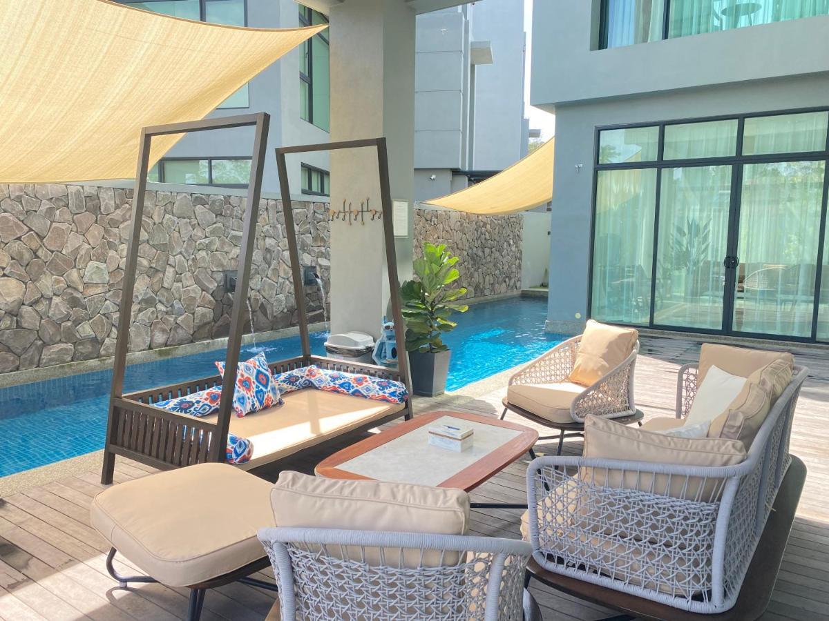 Molly Luxury Private Pool Bungalow茉莉的家豪华私人泳池别墅 بانتايْ تْشينانغ المظهر الخارجي الصورة